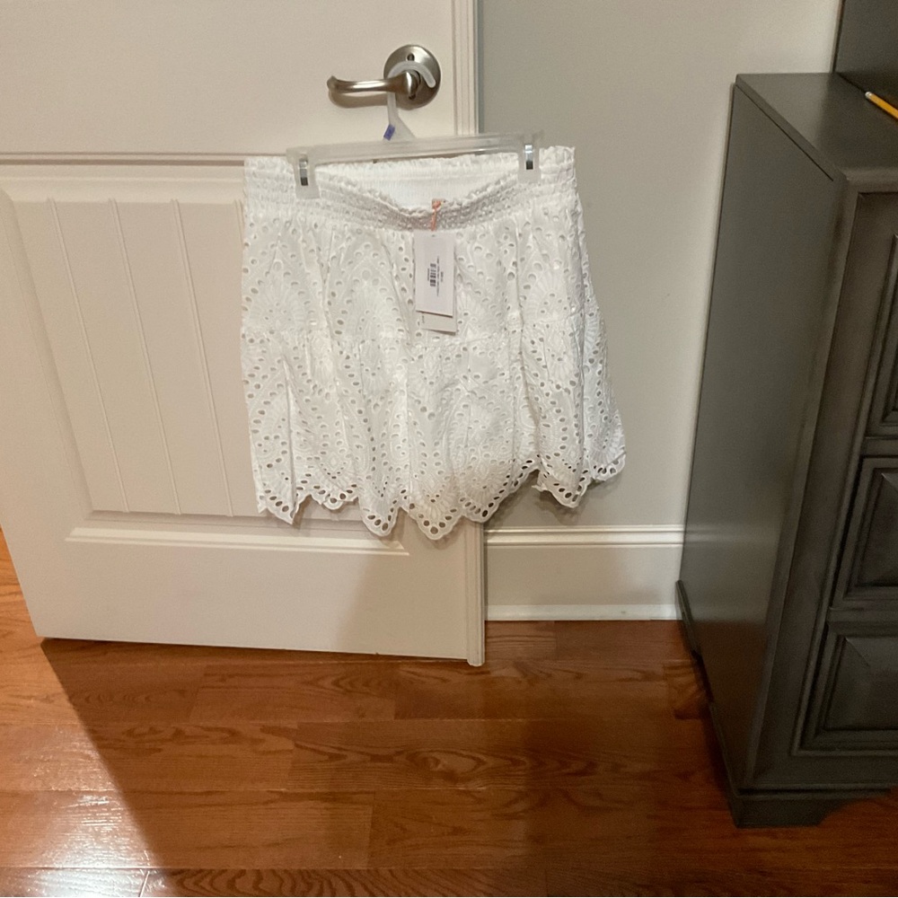 Skies Are Blue White Eyelet Scalloped-Hem Skort